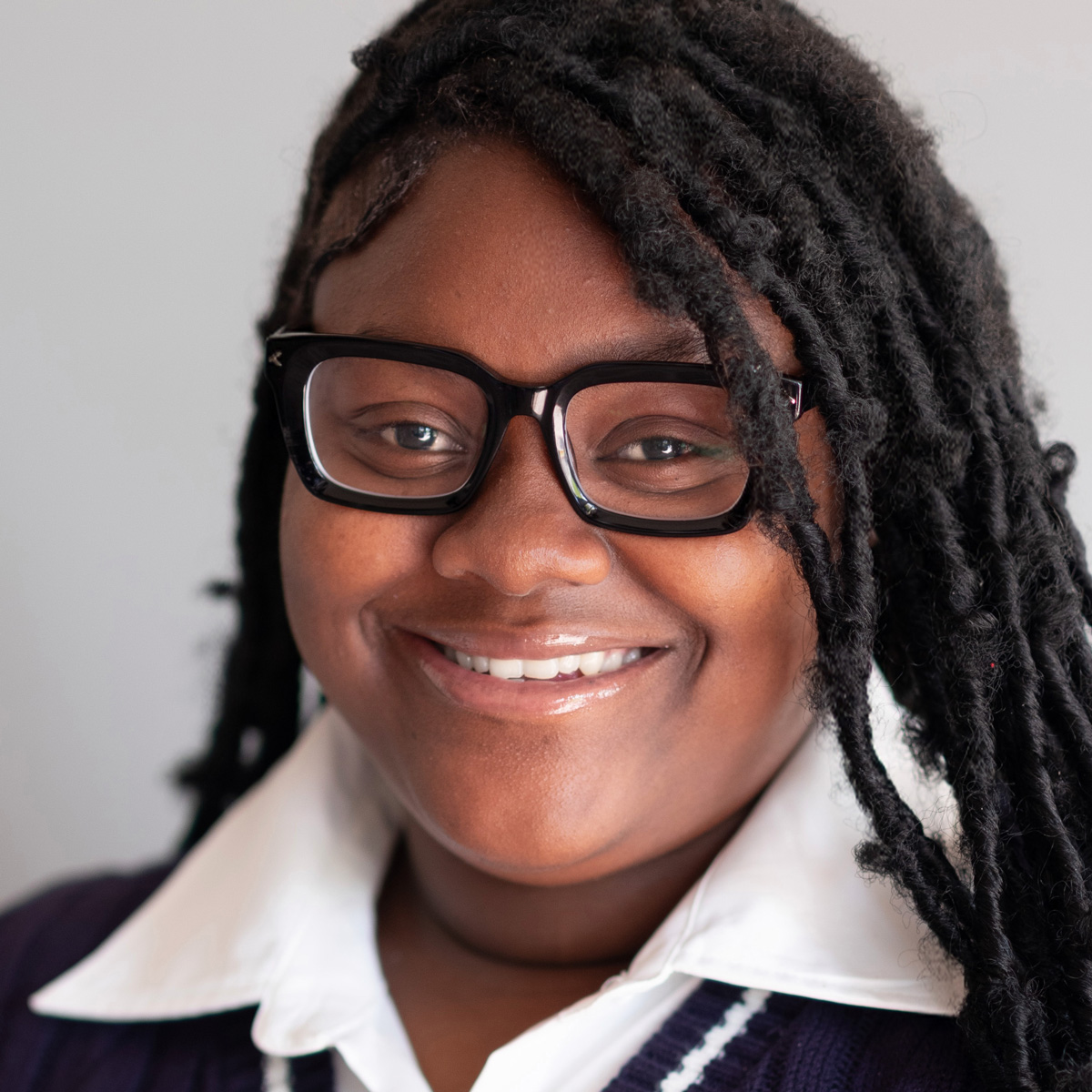 Theonnah NicolaChelsea White